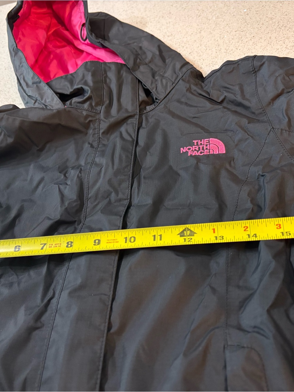 The North Face Pink Ribbon Edition DryVent Rain Jacket XS (Like New) - Picture 6 of 11